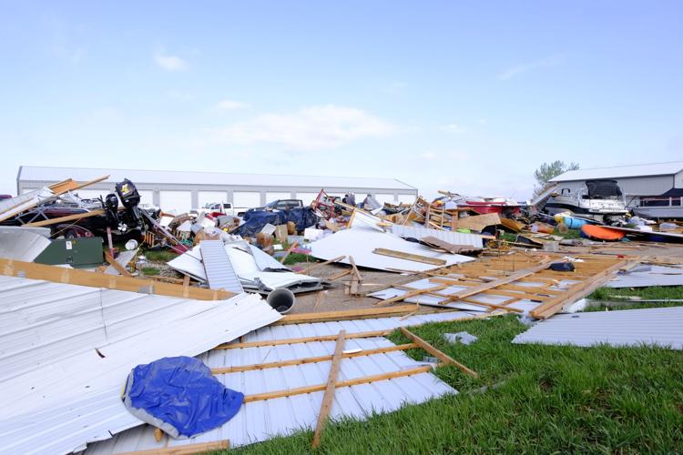051023-lex-news-tornado09.JPG