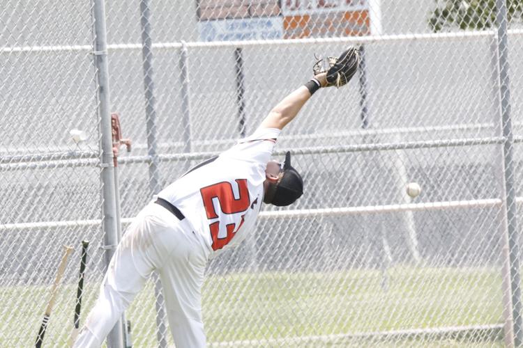 Lexington juniors defeat Scottsbluff at home