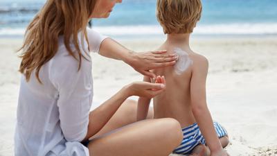 Choose the safest sunscreen for your family with this 2021 guide