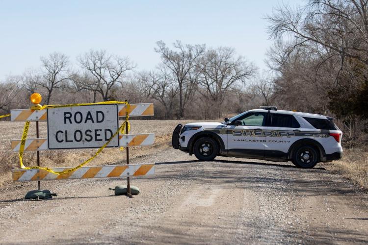 Dead body in creek investigation, 3.10