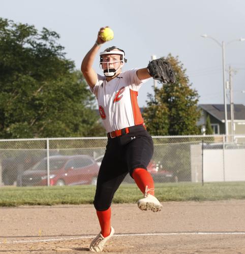 Taylor Shively pitches strike
