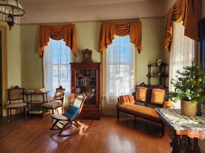 Parlor with Xmas