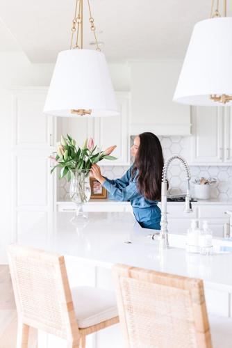 022022-owh-liv-whitehouse-p10