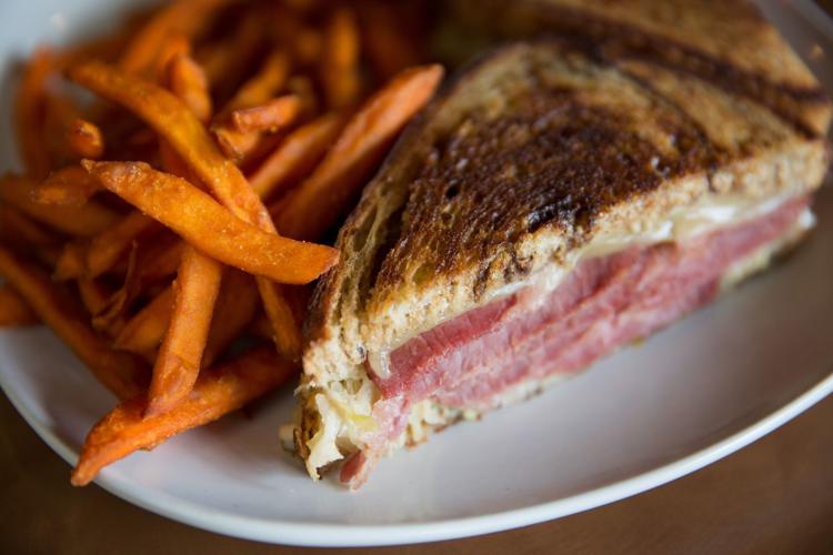 20190425_liv_historyreuben_pic1