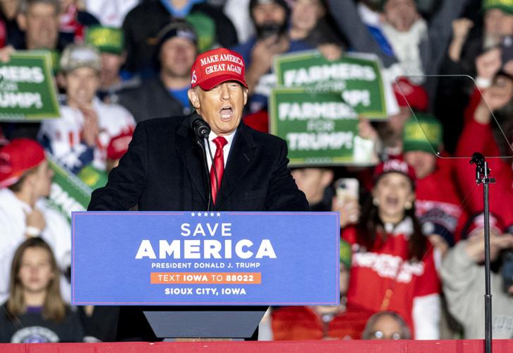 Trump rallies support for Reynolds, Grassley in Sioux City