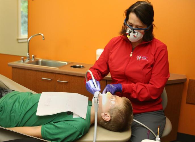 Dental woes /COPYRIGHT RESTRICTED