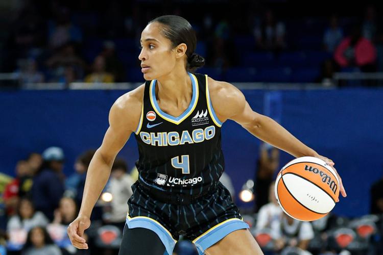 Chicago Sky guard Skylar Diggins (4) brings the ball up court against the Toronto Tempo during the first half at Wintrust Arena on May 27, 2026 in Chicago.