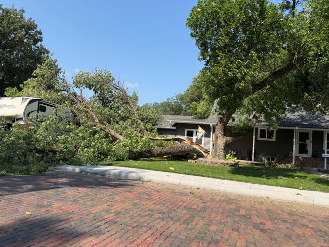 Storm hits Lexington Thursday