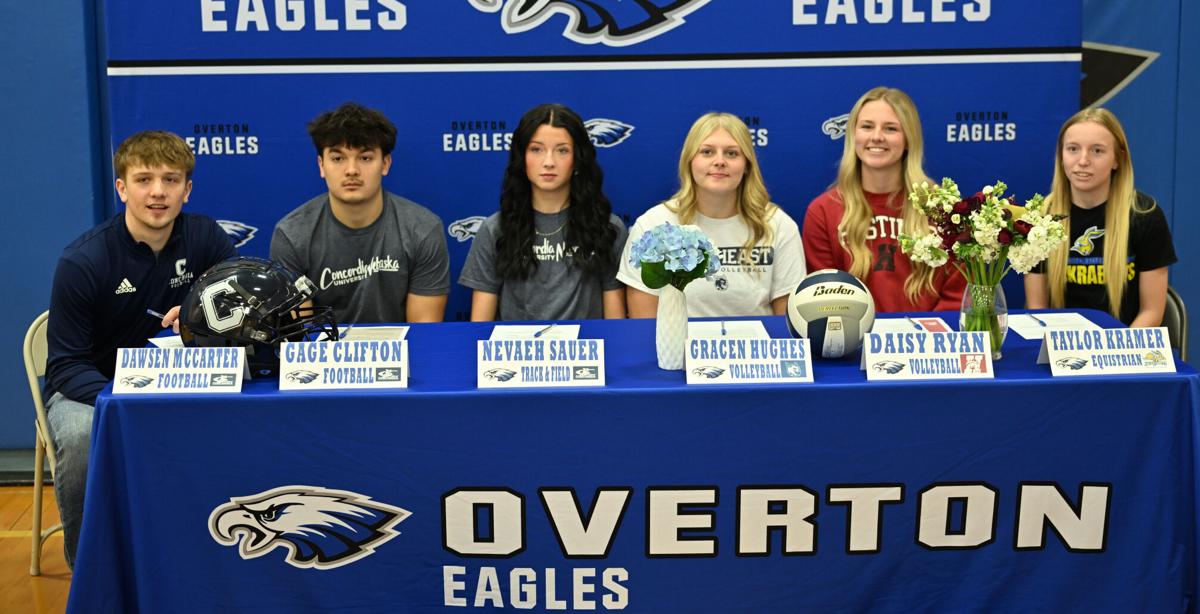 6 Overton Eagles sign college letters of intent
