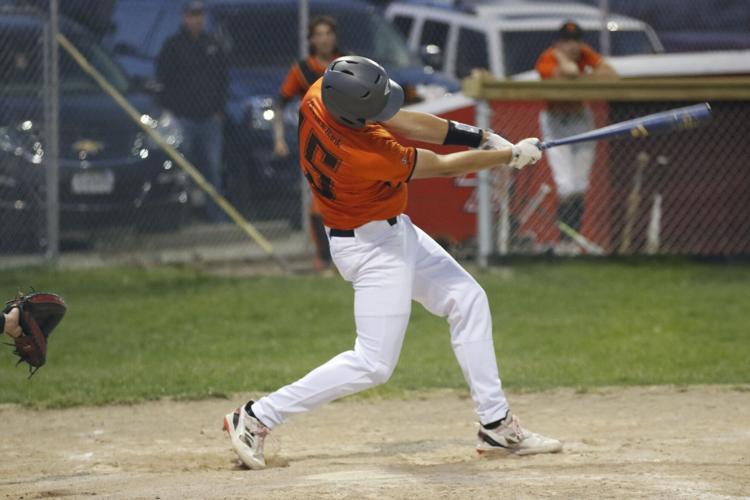 Mitch McFadden hits the go-ahead RBI against Broken Bow.JPG