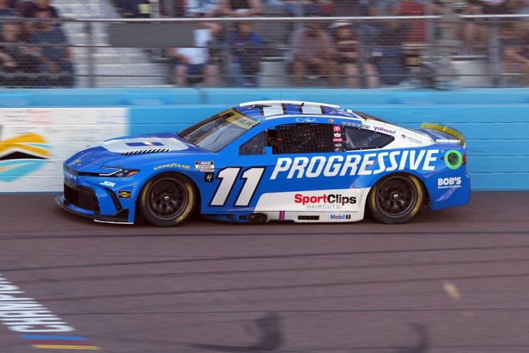 NASCAR Phoenix Auto Racing