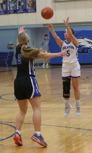 012823-lex-sports-lady-eagles-win-over-shelton20230124_0002.jpg
