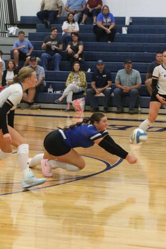 Overton volleyball at Elm Creek triangular