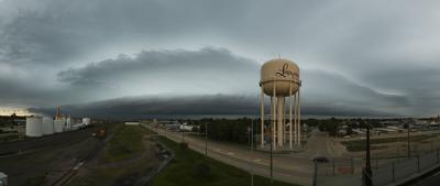 Shelf Cloud approaches Lexington, 8-8-20