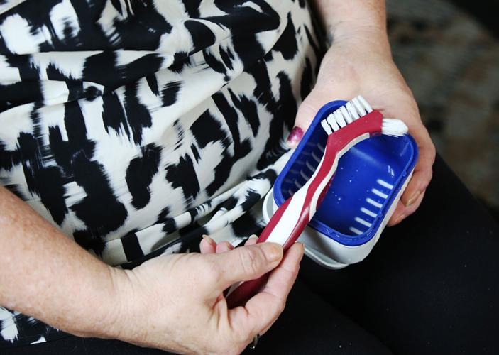 Dental woes /COPYRIGHT RESTRICTED