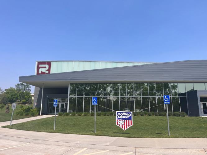 Primary election, Relevant Center