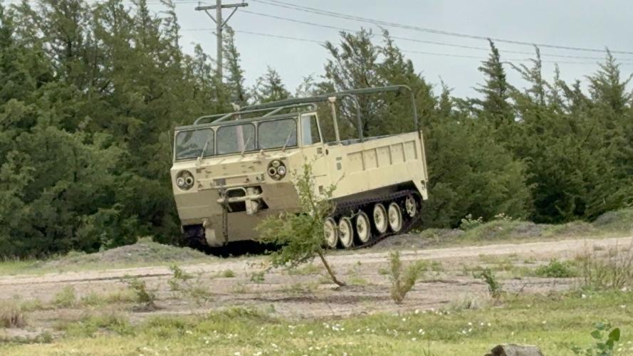 M548 cargo carrier