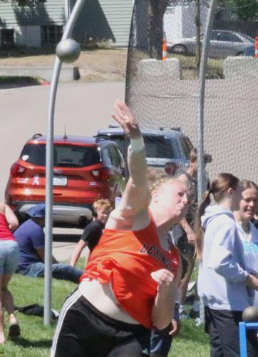 Abbi Sutton Lexington - district shot put