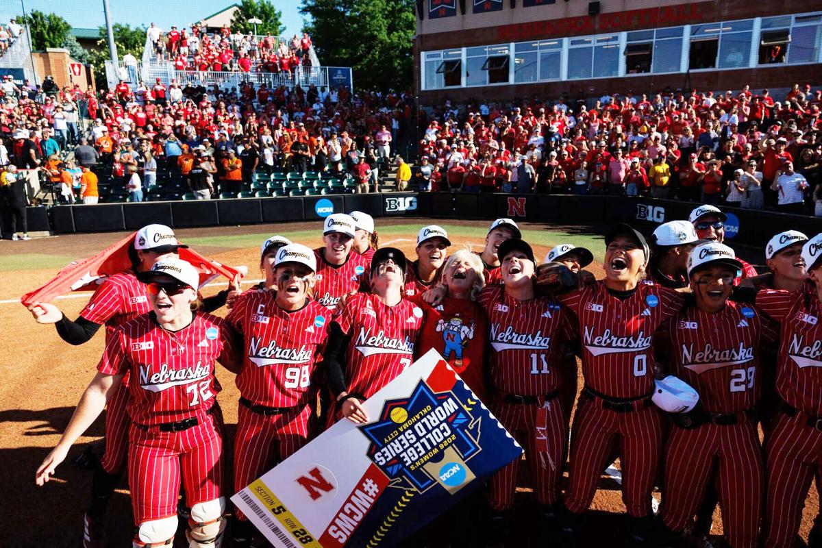 Nebraska softball wins Super Regional