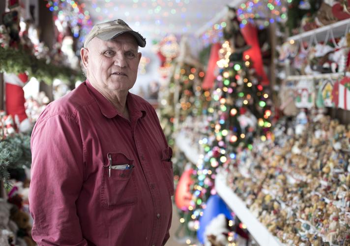 Ponca Christmas decorations