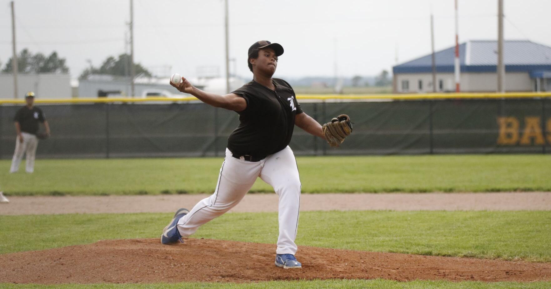 Hi-Line Bulls defeat Lexington in doubleheader - Vimarsana News