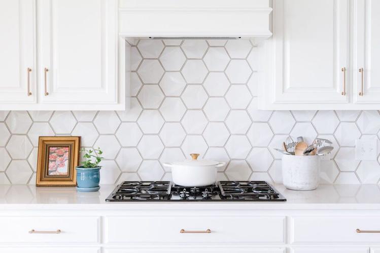 022022-owh-liv-whitehouse-p8