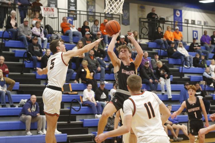 020425-lex-sports-bb-makers-p1