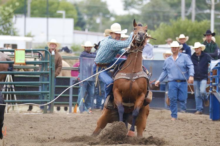 Patrick Martin tie-down roping