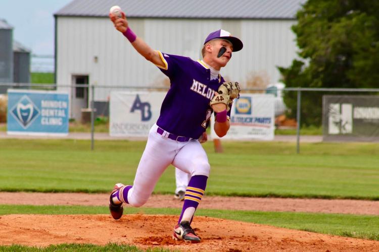 Jaxon Earll pitching