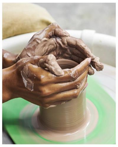 LIFE-GIFTGUIDE-SELFCARE-12-MCT.