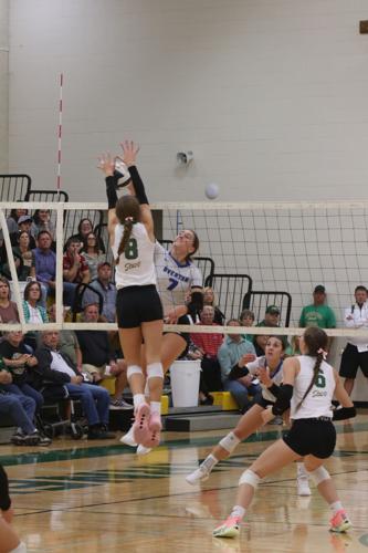 102423-lex-sports-vb-eagles20231019_0002.JPG