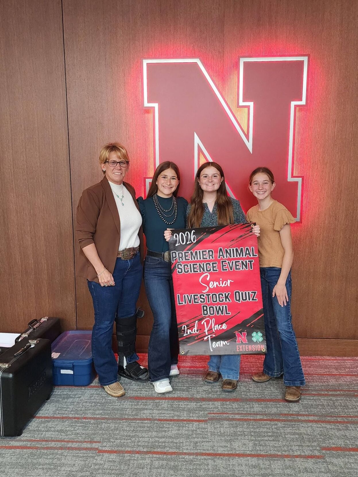 Senior Quiz Bowl Team 2.jpg