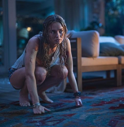 ENTER-PRIMATE-MOVIE-REVIEW-FILEPIC-2-ZUM