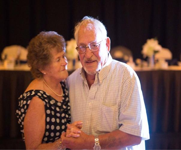 010922-owh-iv-75wedding-pic-p9