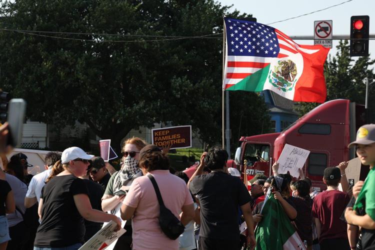 061025-owh-new-protest-jd-01