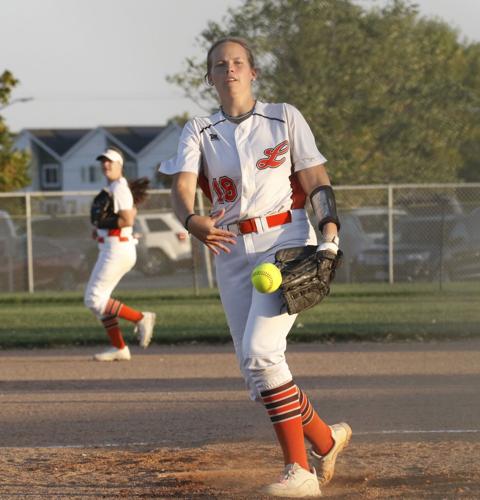 100524-lex-sports-sb-p1