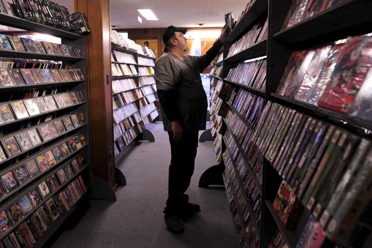 COPYRIGHT RESTRICTED/Chris Logan Call Video