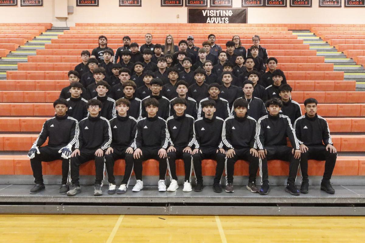 Lexington Minutemen soccer wins 2-1 over Skutt