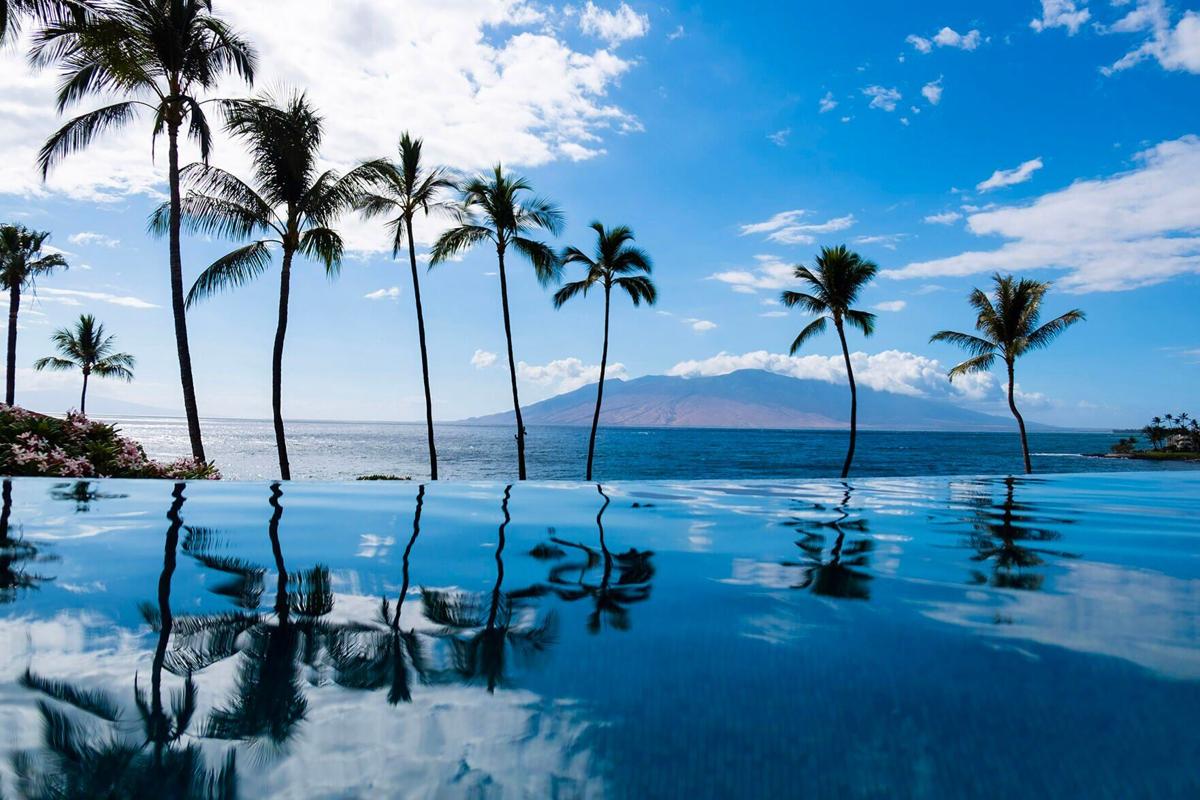 TRAVEL-UST-HAWAII-ISLAND-HOPPING-2-MCT