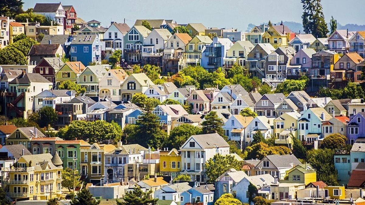 The housing ‘singles tax’: Why married buyers are coming out ahead