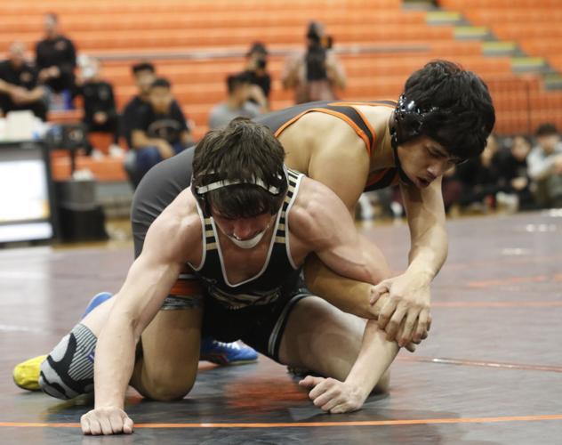 Lexington boys wrestling vs. Northwest