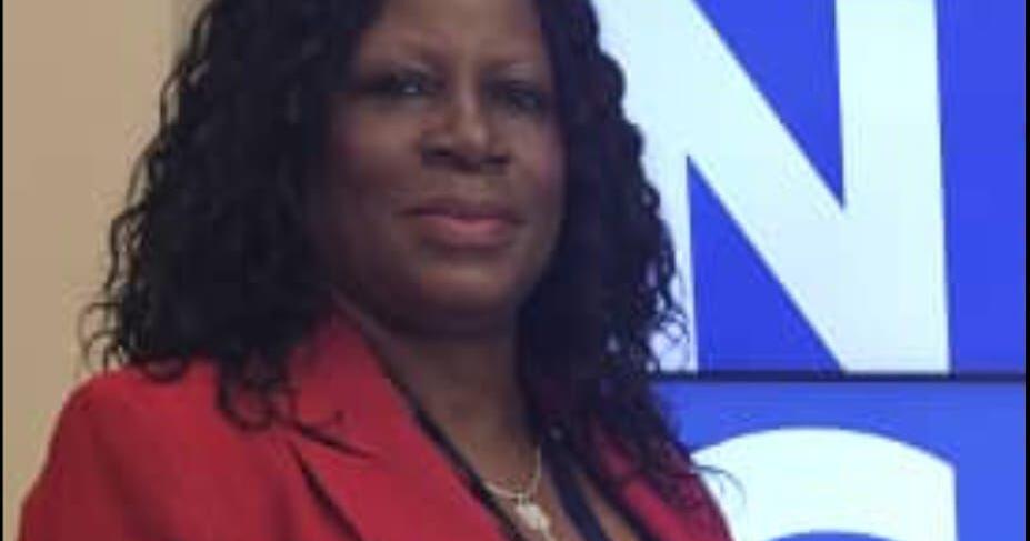 Lawmakers Resume Work Amid Political Controversy