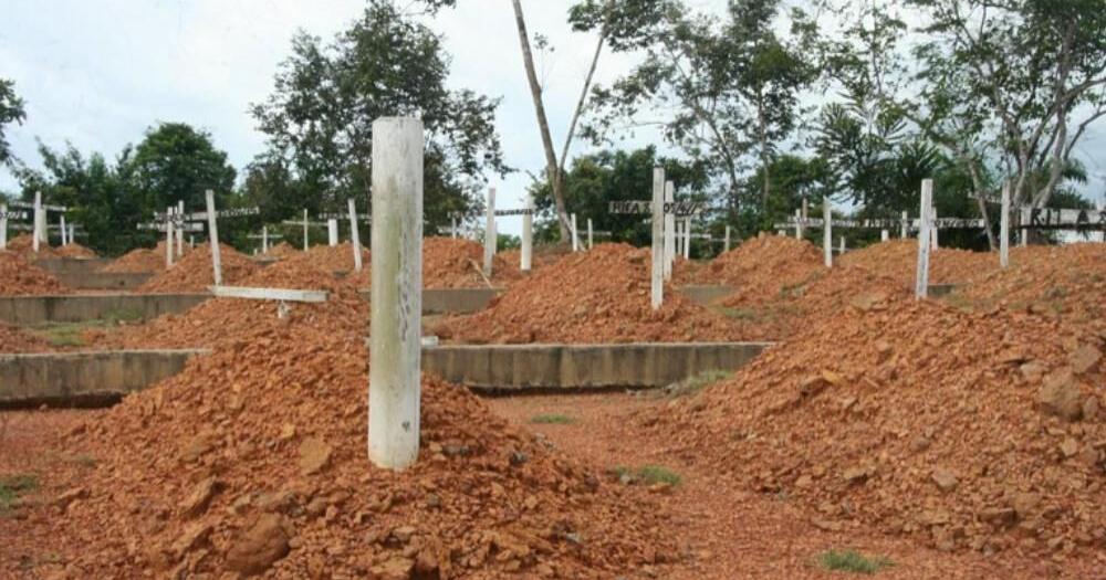 Ebola: No Graves, Cremation Leave Families with Trauma