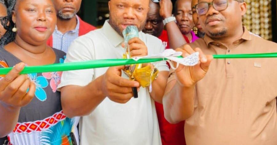 LPRC MD Dedicates Newly Furnished Logan Town Market