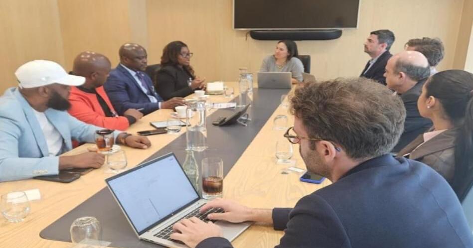 Youth and Sports Minister Holds Talks with Real Madrid Foundation