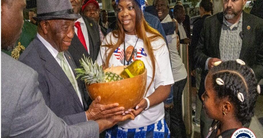 Boakai Receives Warm Welcome from Liberian Community in California