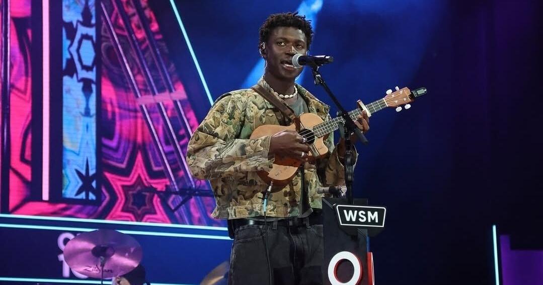Country with a Liberian Twist: Mon Rovîa Debuts at the Opry in Nashville, TN