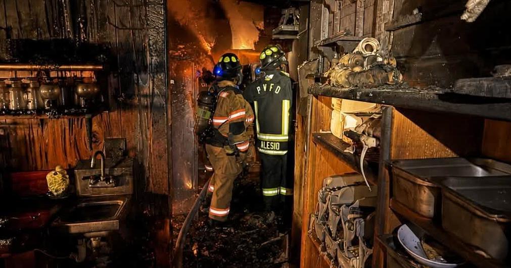 Fire strikes Cowboy's Lodge and Grille in Gardiner