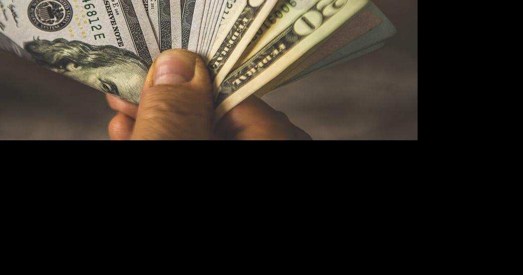 3 federal candidates late on property taxes News