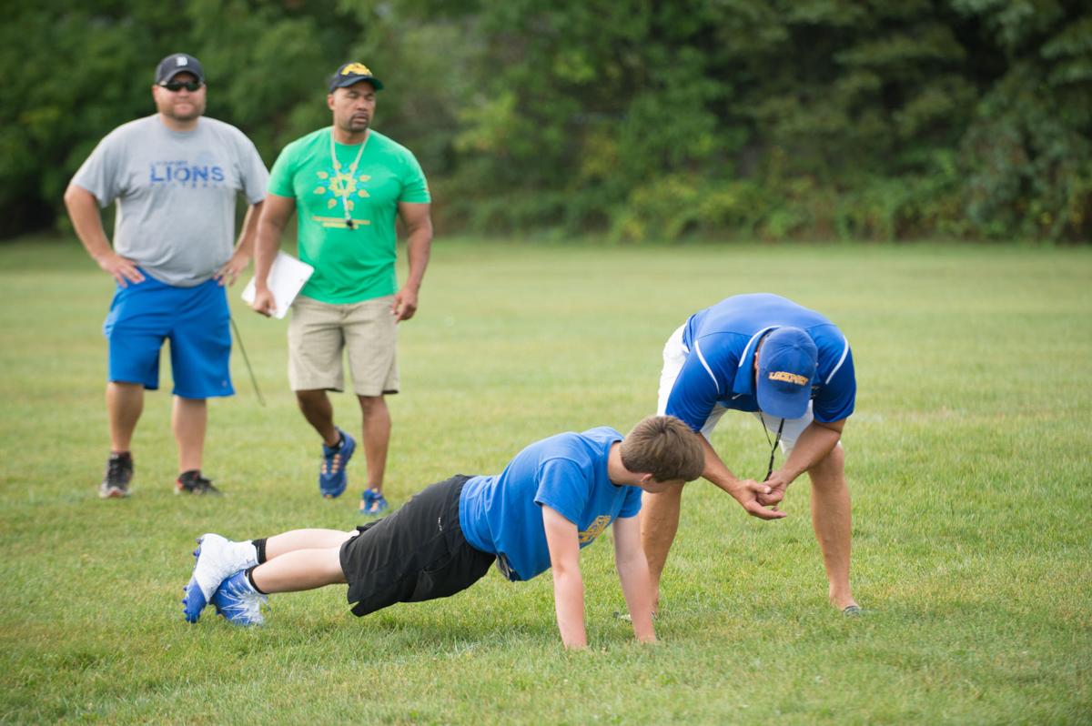 LPT 1608145 LHS Football-006.jpg